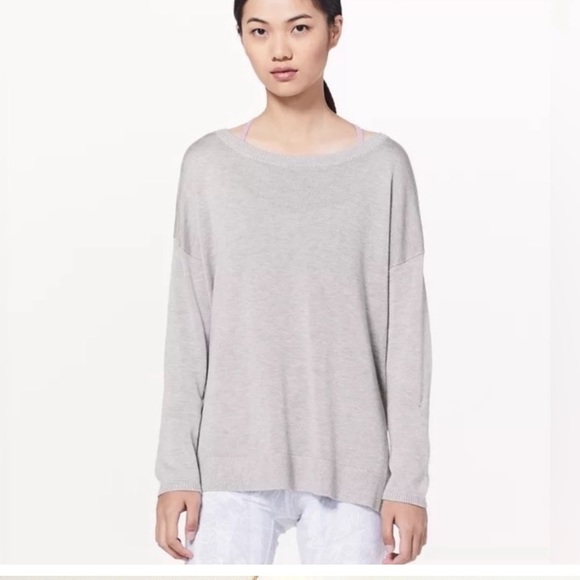 Lululemon top - Picture 7 of 8